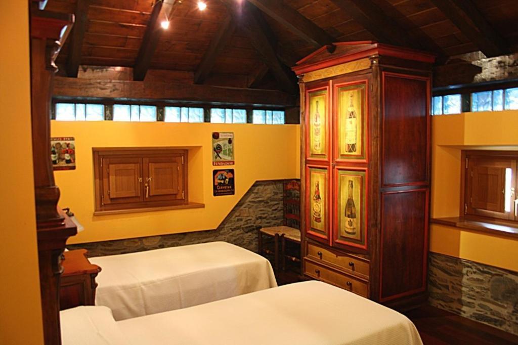 Casona El Gurugu Hotel Luarca Ngoại thất bức ảnh