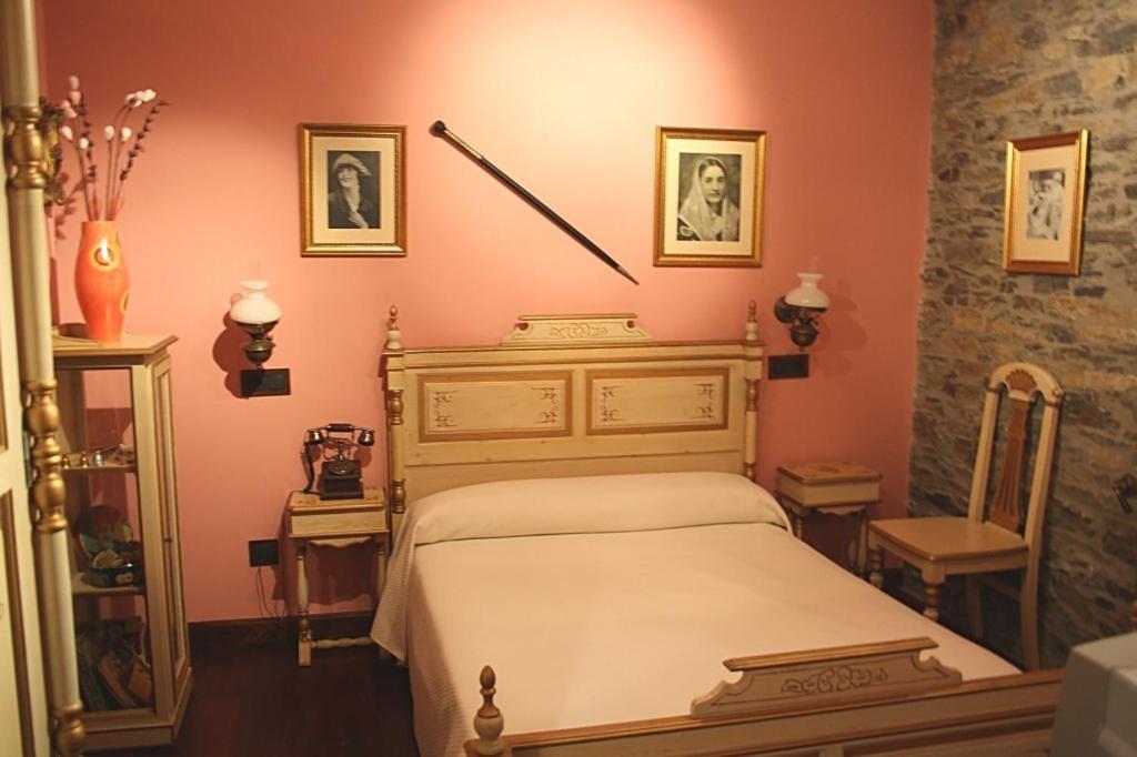 Casona El Gurugu Hotel Luarca Ngoại thất bức ảnh