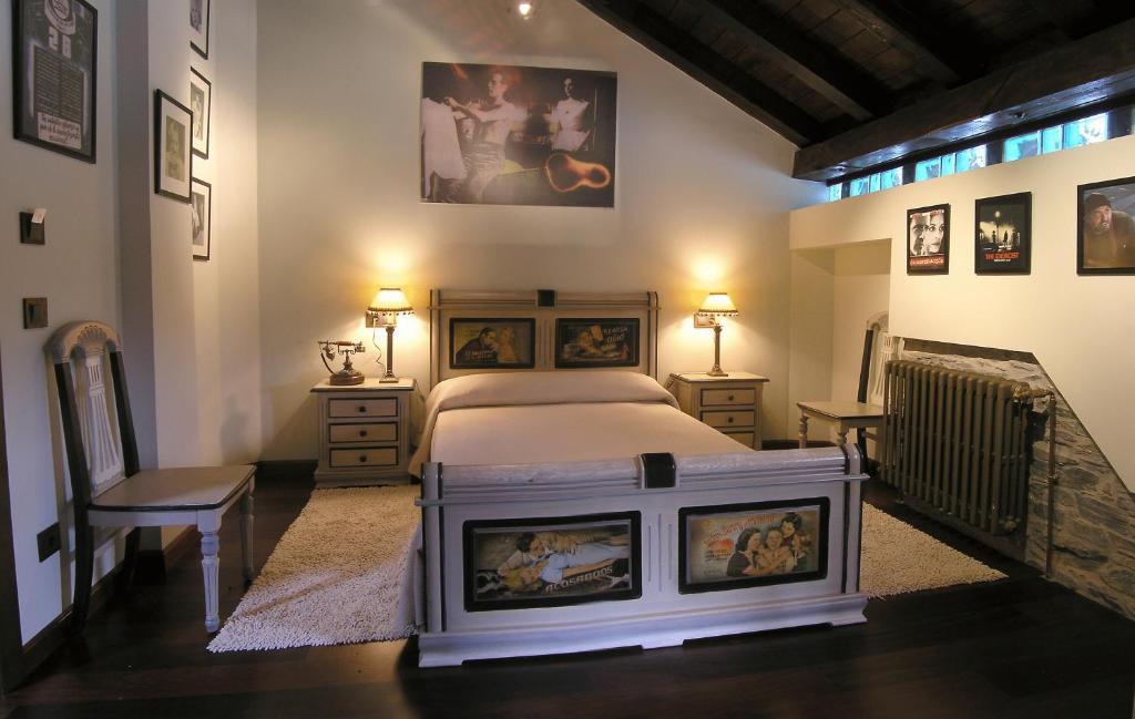 Casona El Gurugu Hotel Luarca Phòng bức ảnh